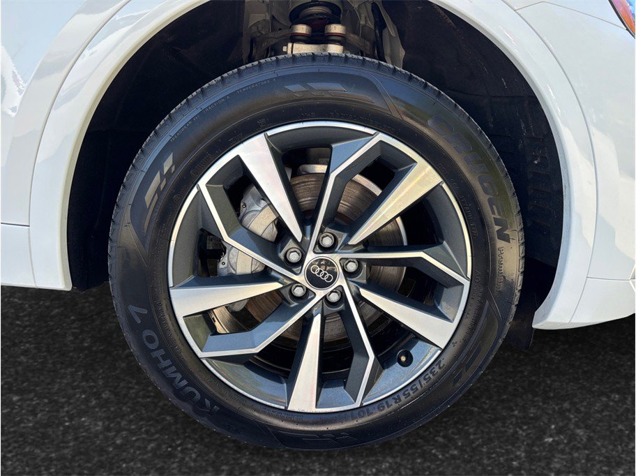 Used 2024 Audi Q5 2.0T Premium Plus w/ S Line AWD/4WD image 13