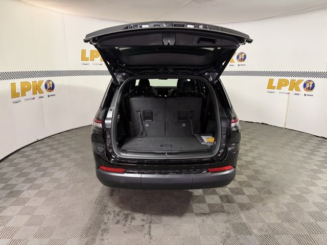 New 2025 Jeep Grand Cherokee L Altitude image 7