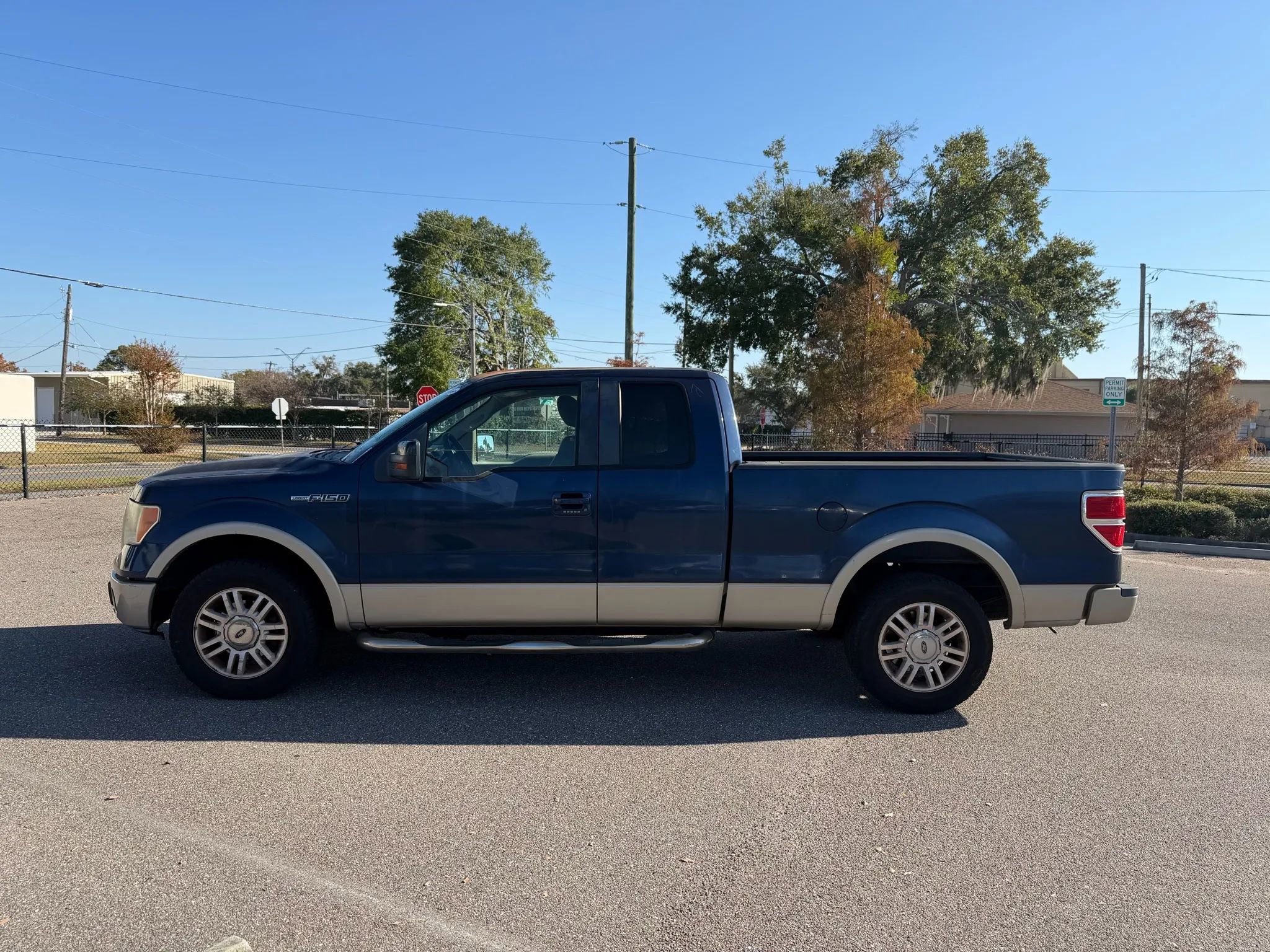 Used 2009 Ford F150 Lariat image 2
