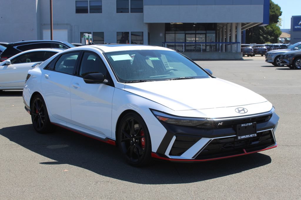 New 2026 Hyundai Elantra N FWD image 5