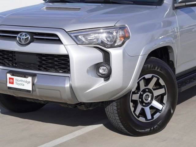 Used 2024 Toyota 4Runner TRD Off-Road image 5