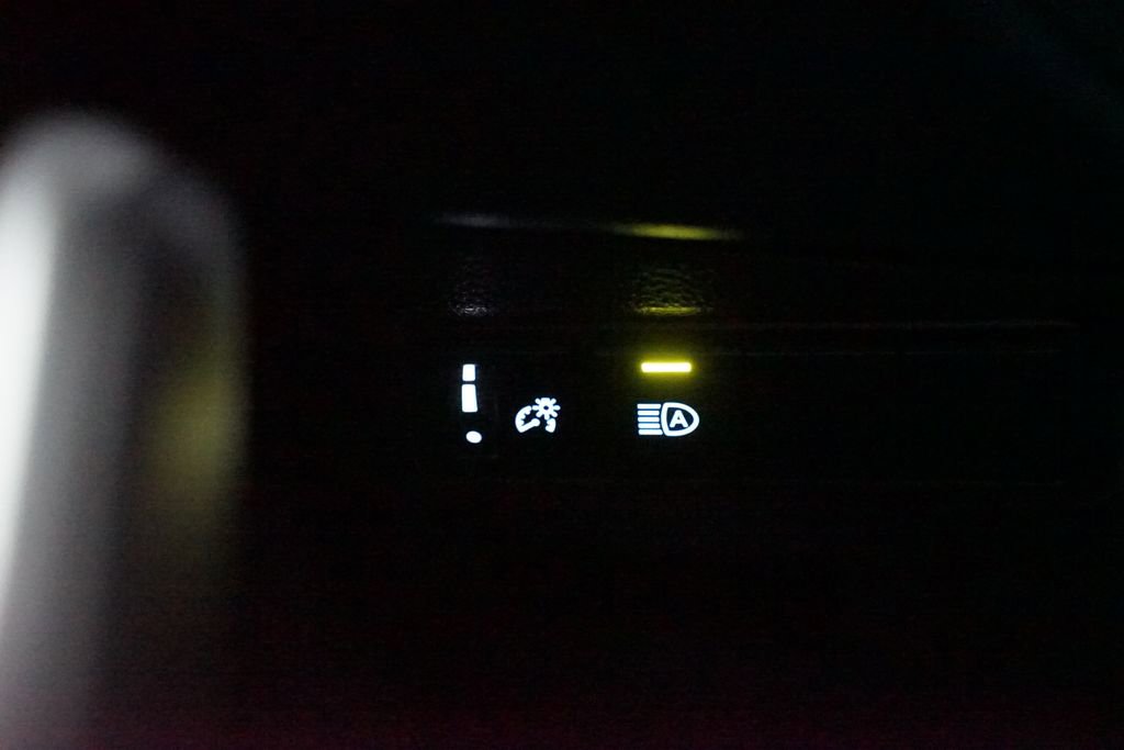 Certified 2024 Toyota Corolla Cross LE image 23