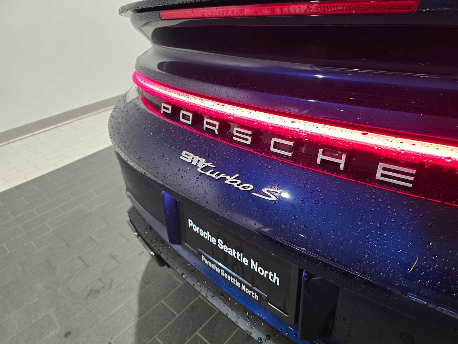 Used 2022 Porsche 911 Turbo S image 9