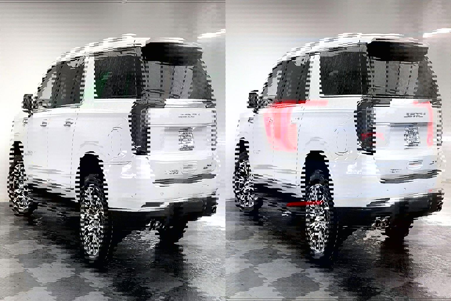 New 2026 GMC Yukon XL Denali w/ Sun & Power Step Package image 2