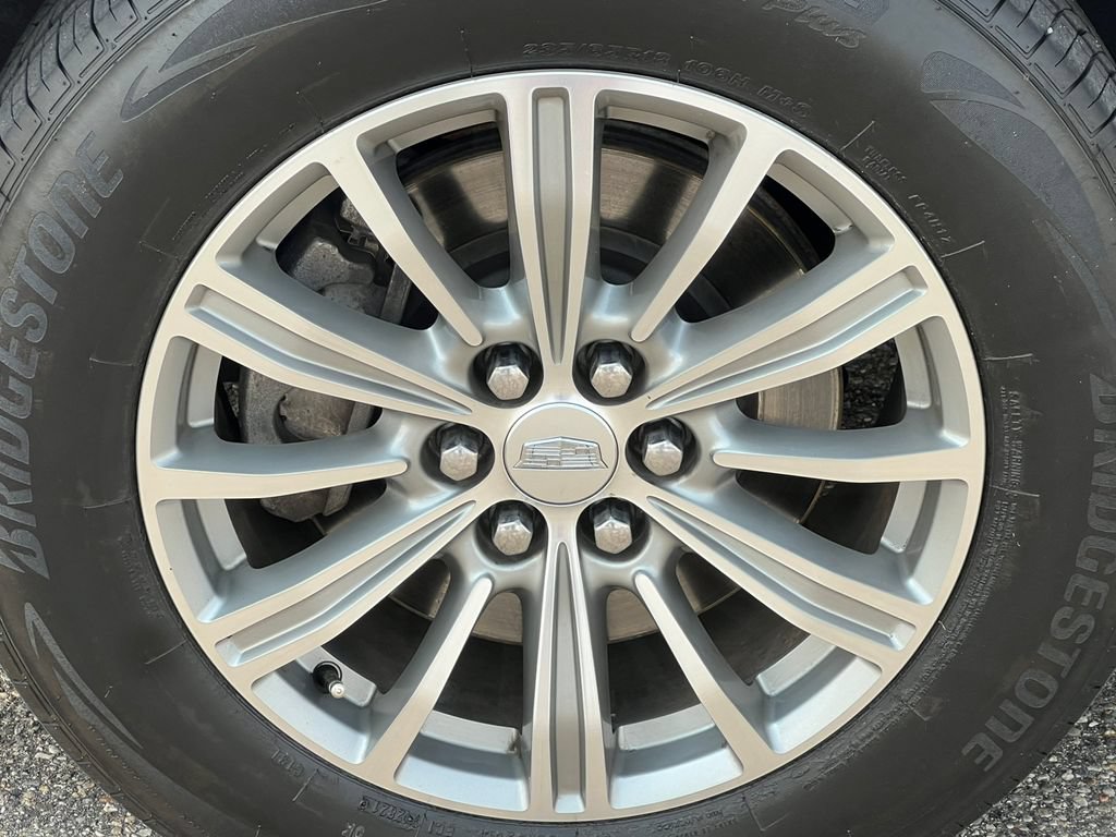 Used 2018 Cadillac XT5 Luxury w/ Driver Awareness Package AWD/4WD image 8