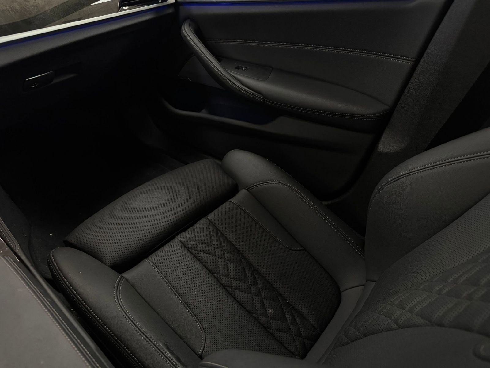 Used 2023 BMW 530i xDrive w/ M Sport Package image 25