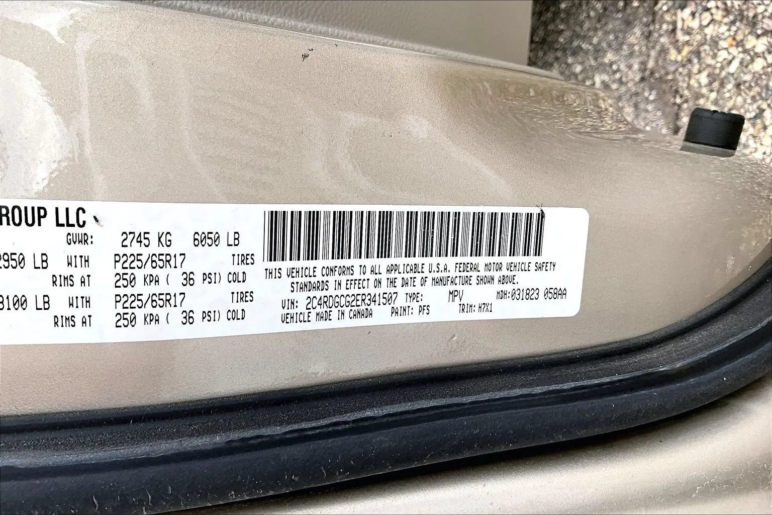 Used 2014 Dodge Grand Caravan SXT w/ Rear Park Assist Package FWD image 17