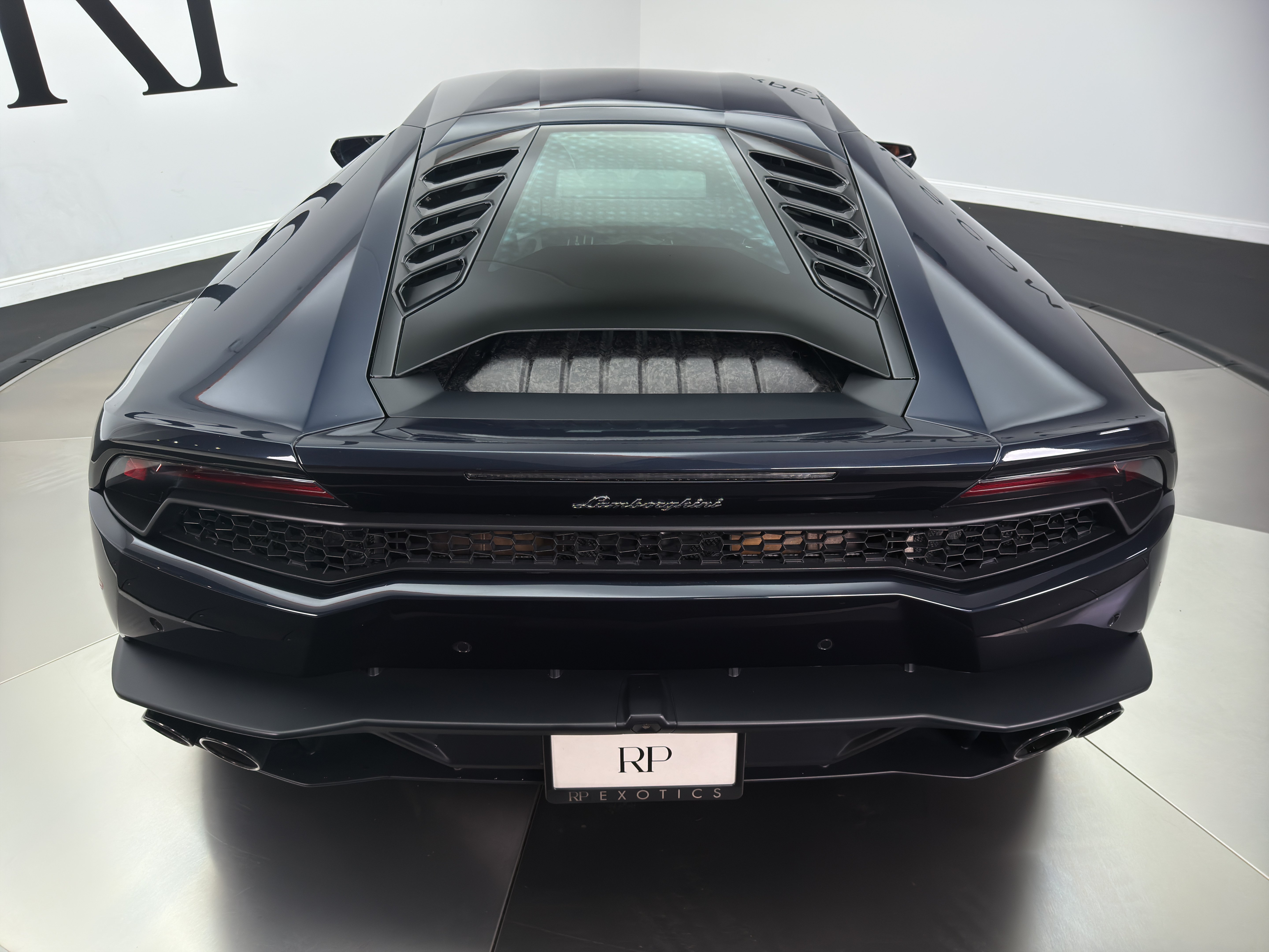 Used 2015 Lamborghini Huracan LP 610-4 AWD/4WD image 11