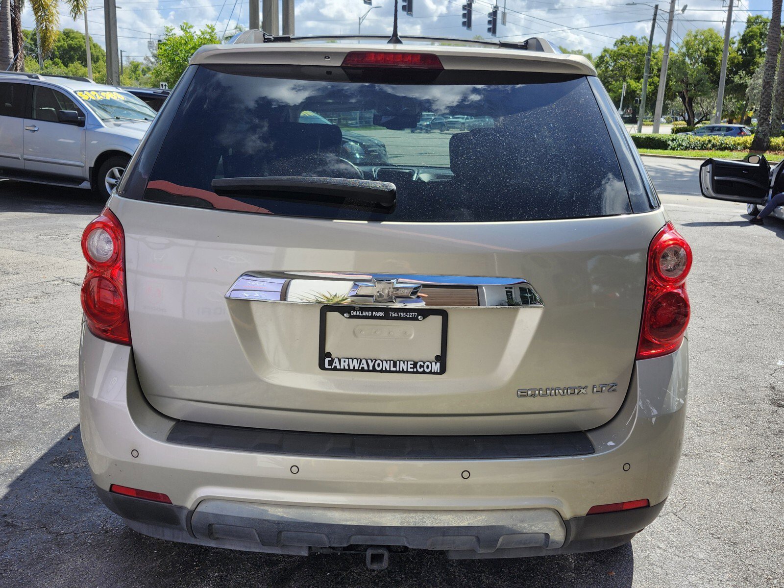 Used 2014 Chevrolet Equinox LTZ image 9