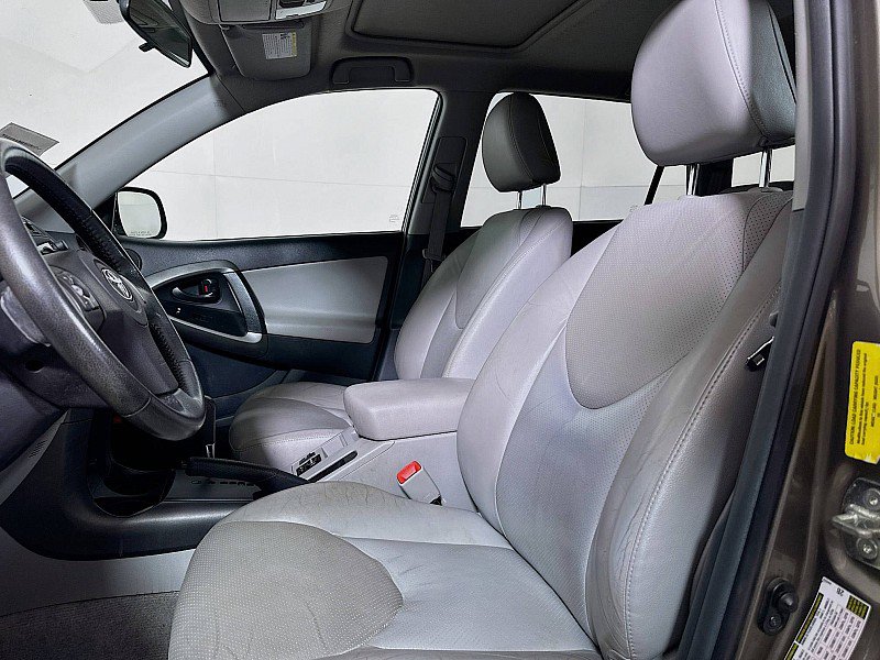 Used 2009 Toyota RAV4 Limited image 11