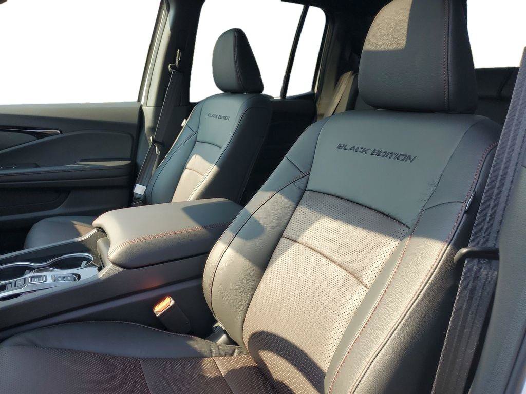New 2026 Honda Ridgeline Black Edition image 12