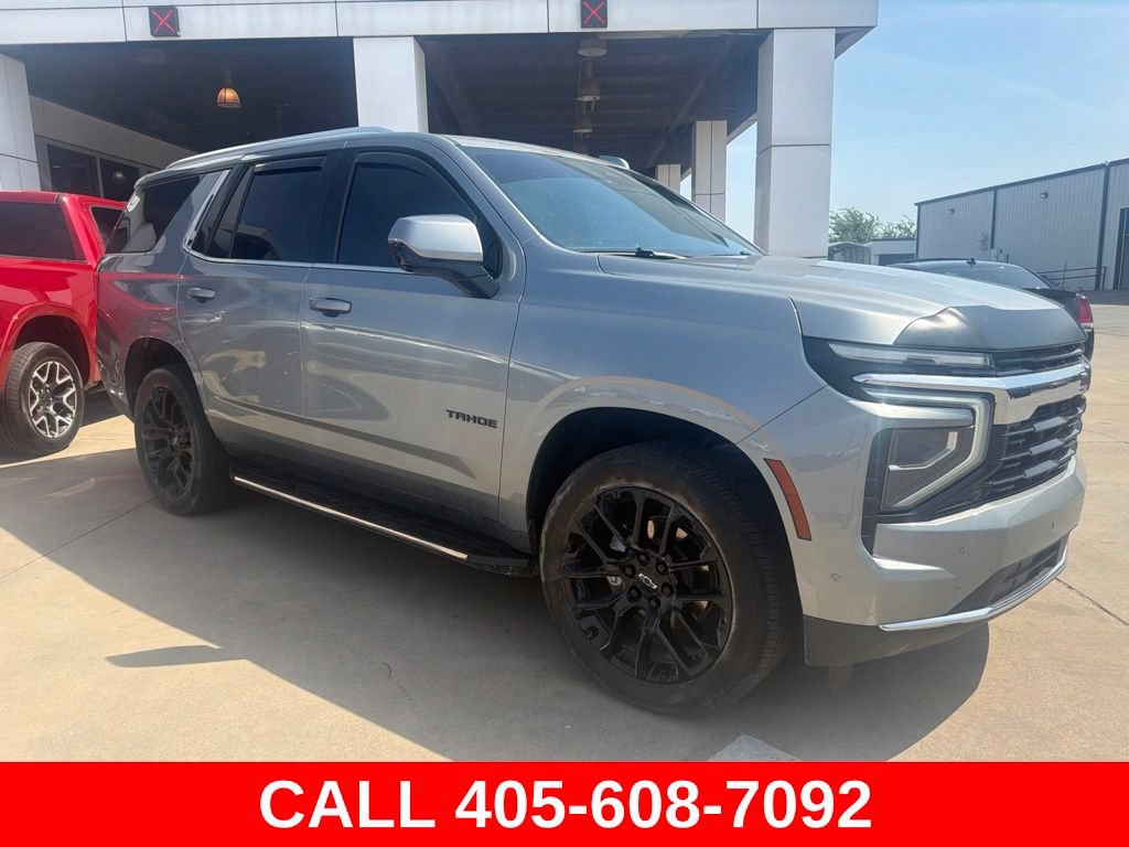 Used 2025 Chevrolet Tahoe LS AWD/4WD image 1
