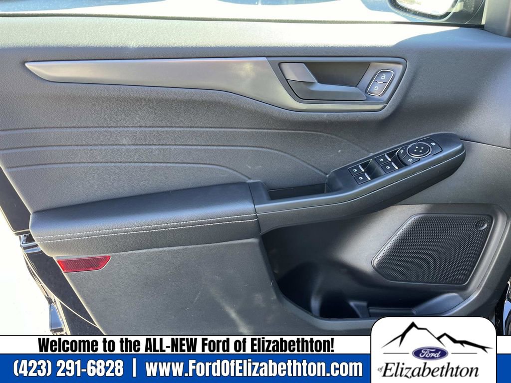 New 2026 Ford Escape Active w/ Cold Weather Package image 19