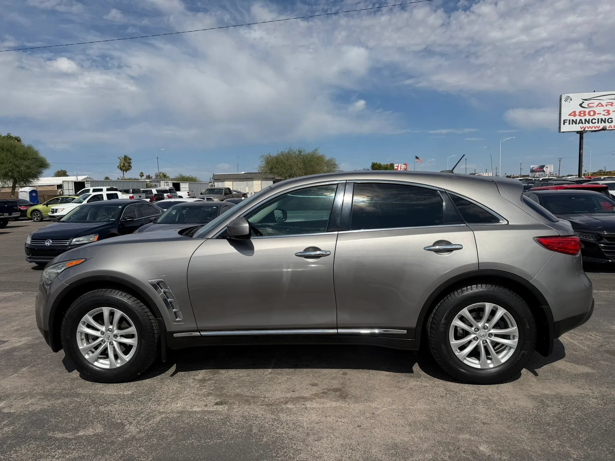 Used 2011 INFINITI FX35 AWD image 4