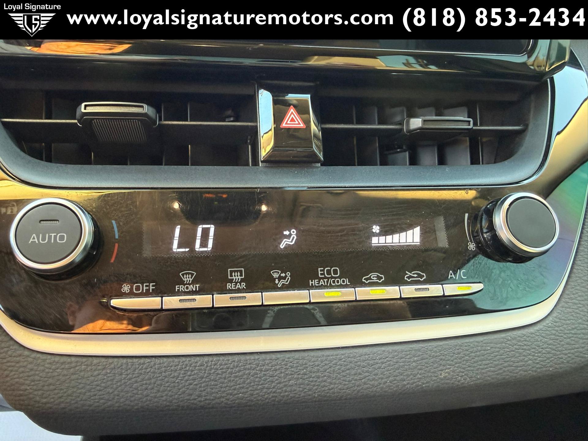 Used 2024 Toyota Corolla LE FWD image 25