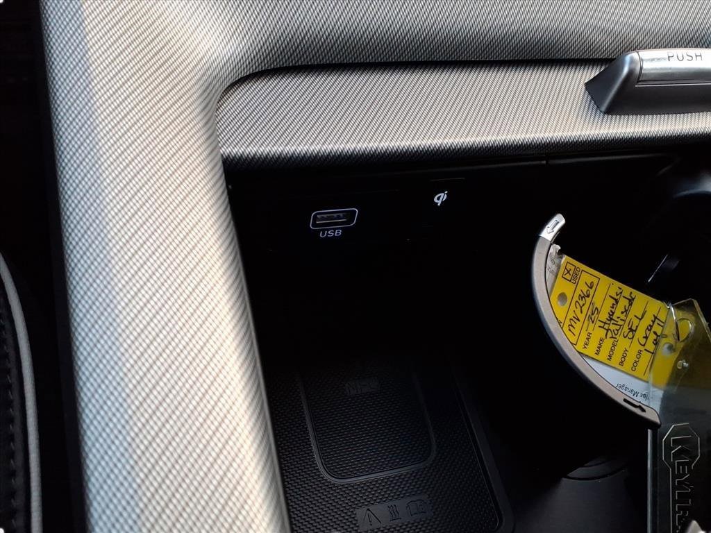 Used 2025 Hyundai Palisade SEL image 27