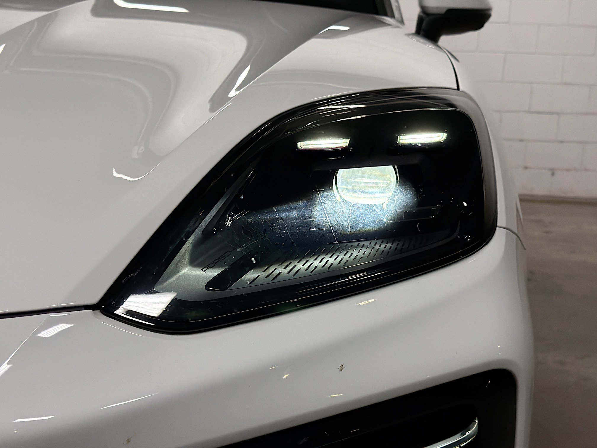 Certified 2025 Porsche Cayenne image 10