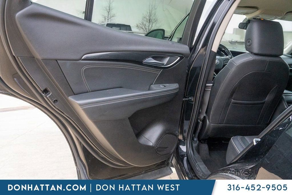 Used 2023 Buick Envision Essence image 19