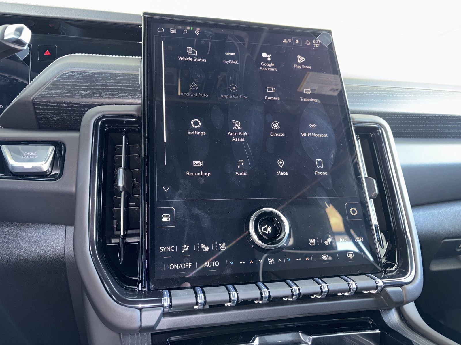 New 2026 GMC Yukon XL AT4 Ultimate w/ LPO, Floor Liner Package image 24