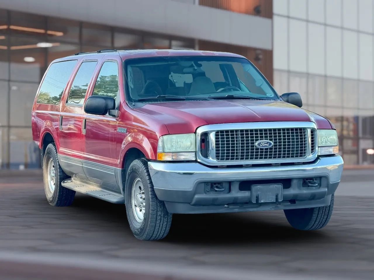 Used 2003 Ford Excursion XLT RWD image 1