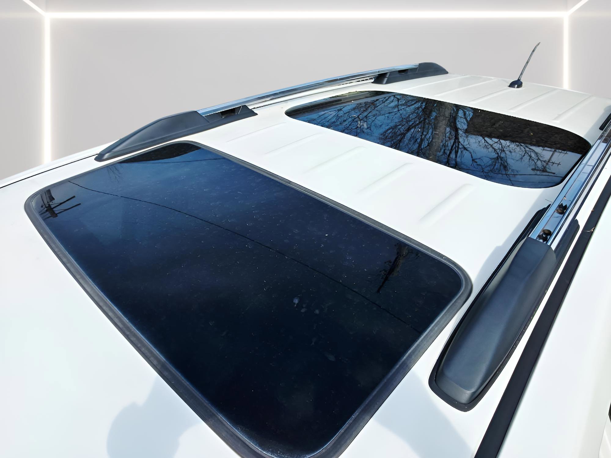 Used 2013 GMC Acadia Denali AWD/4WD image 40