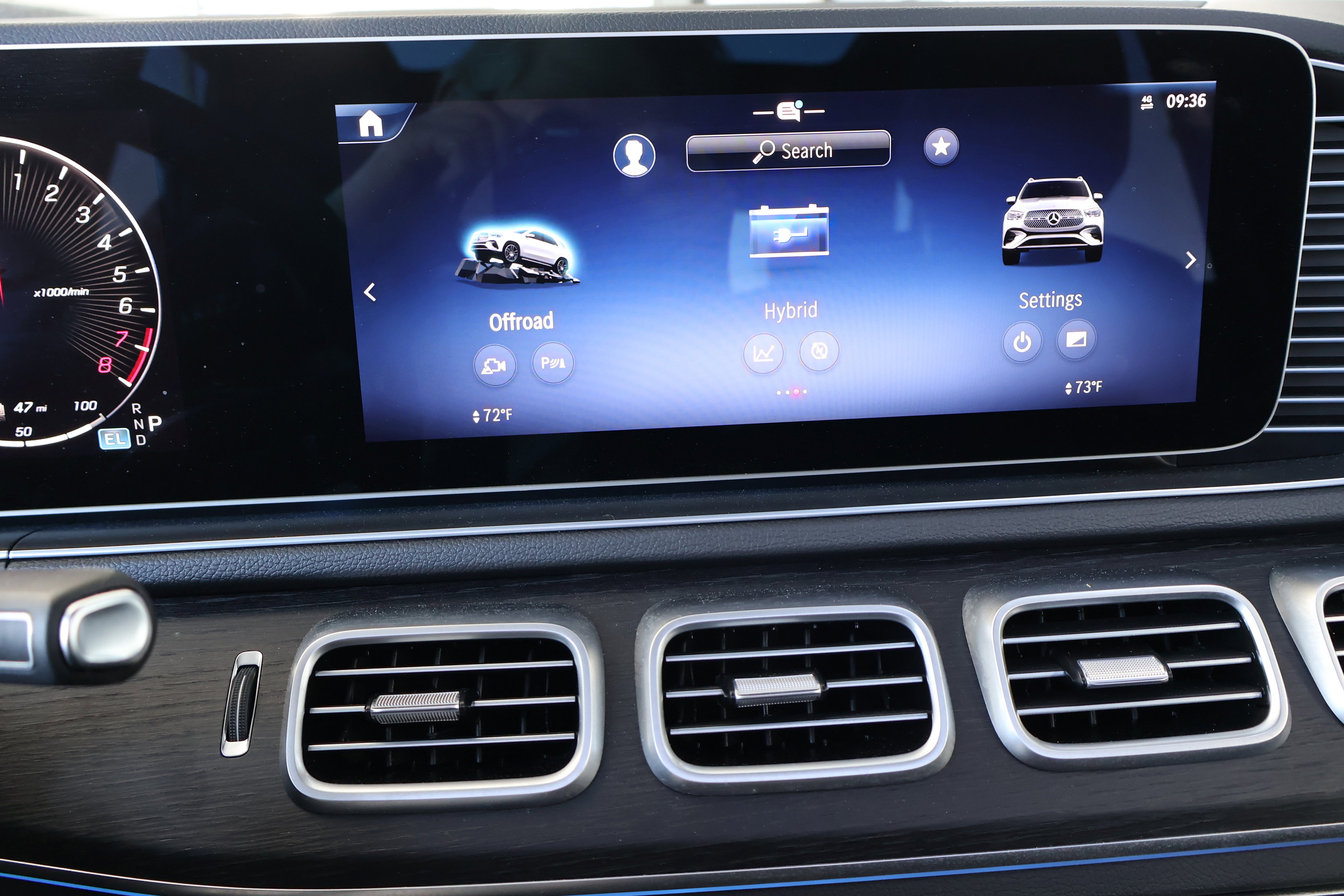 Certified 2025 Mercedes-Benz GLE 450e 4MATIC image 39