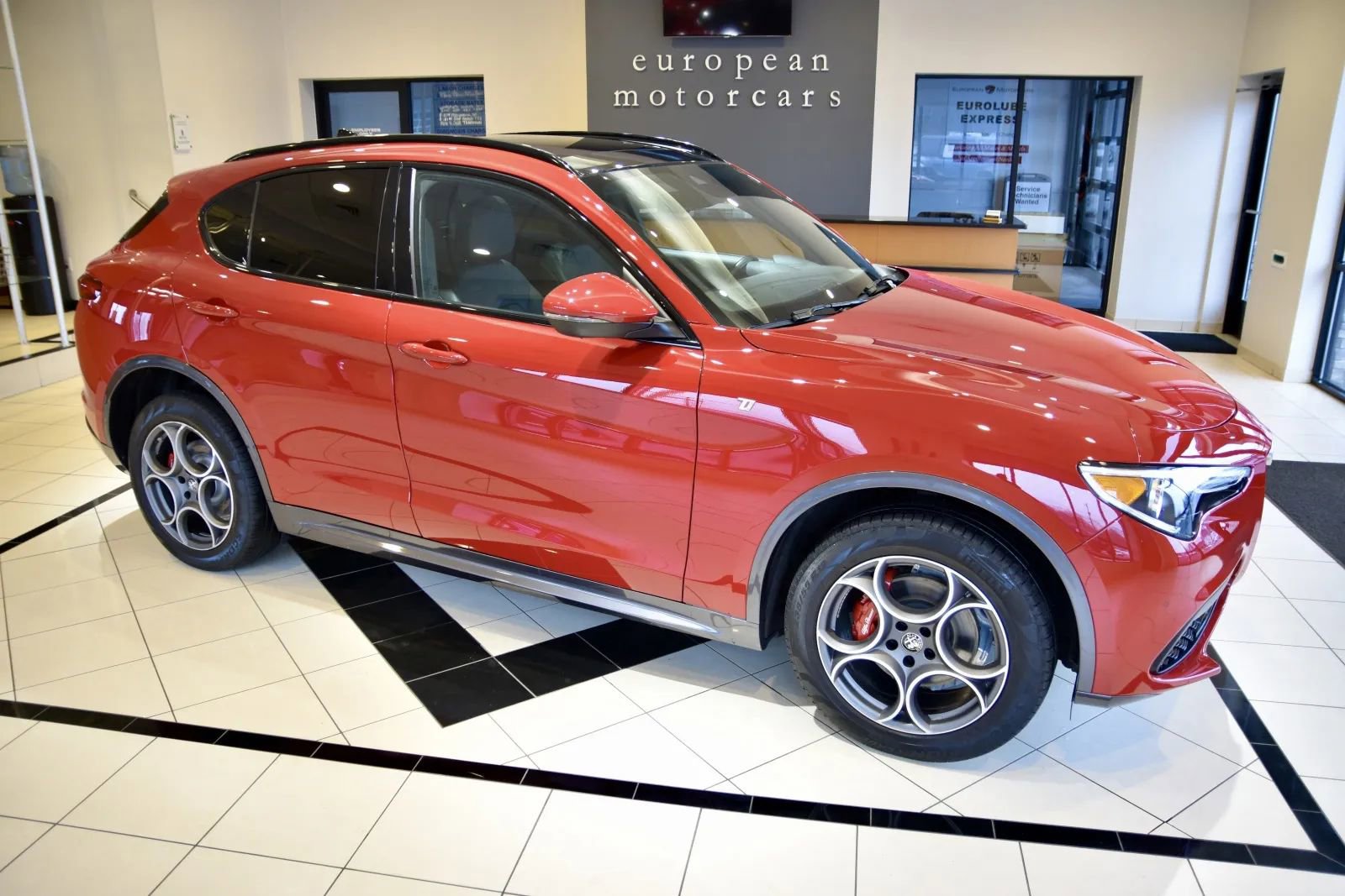 Used 2023 Alfa Romeo Stelvio Ti w/ Active Assist Plus Package image 7