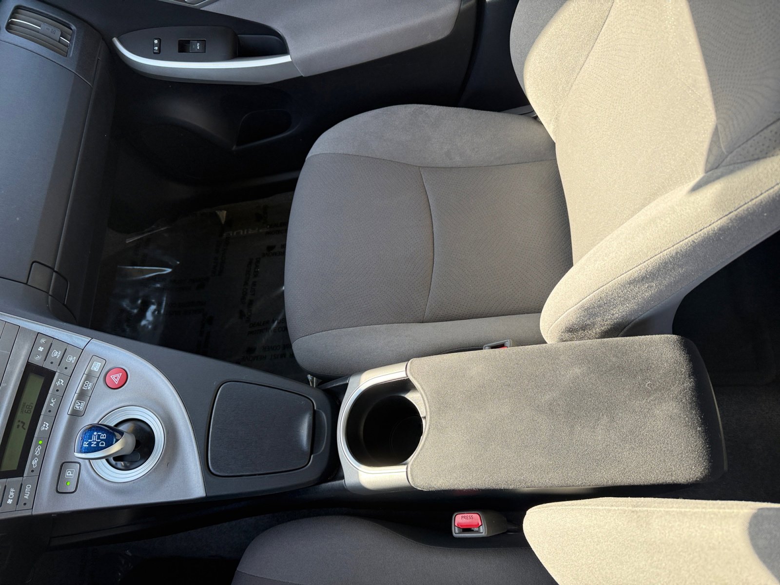 Used 2015 Toyota Prius Two image 14