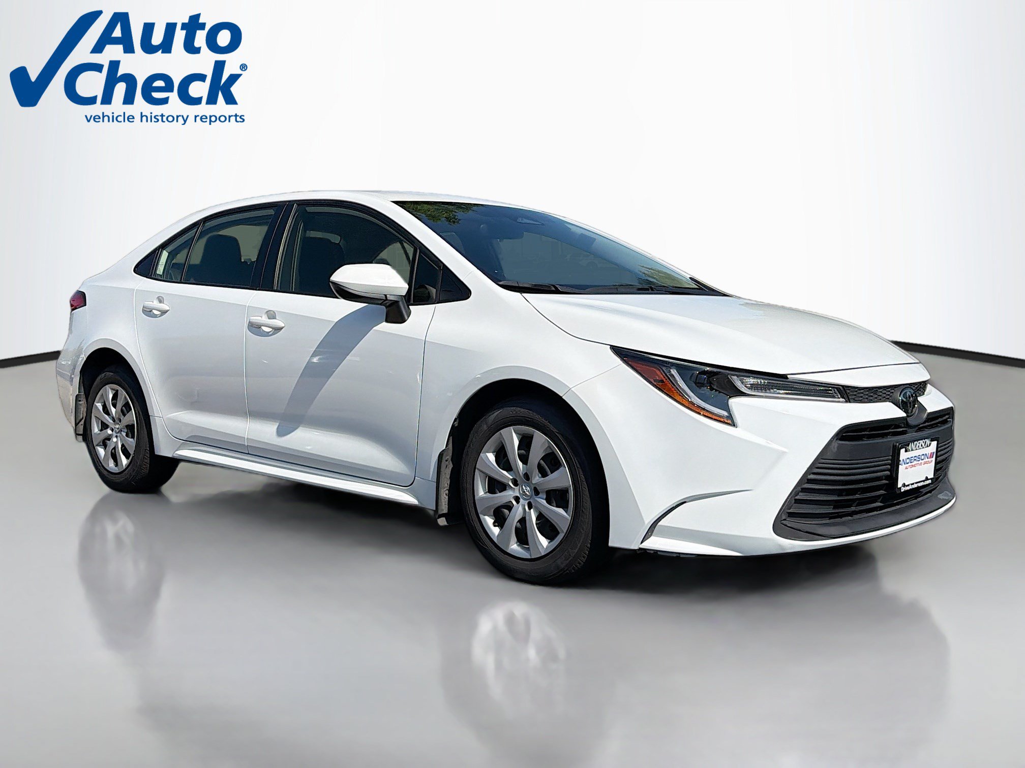 Used 2024 Toyota Corolla LE FWD image 1