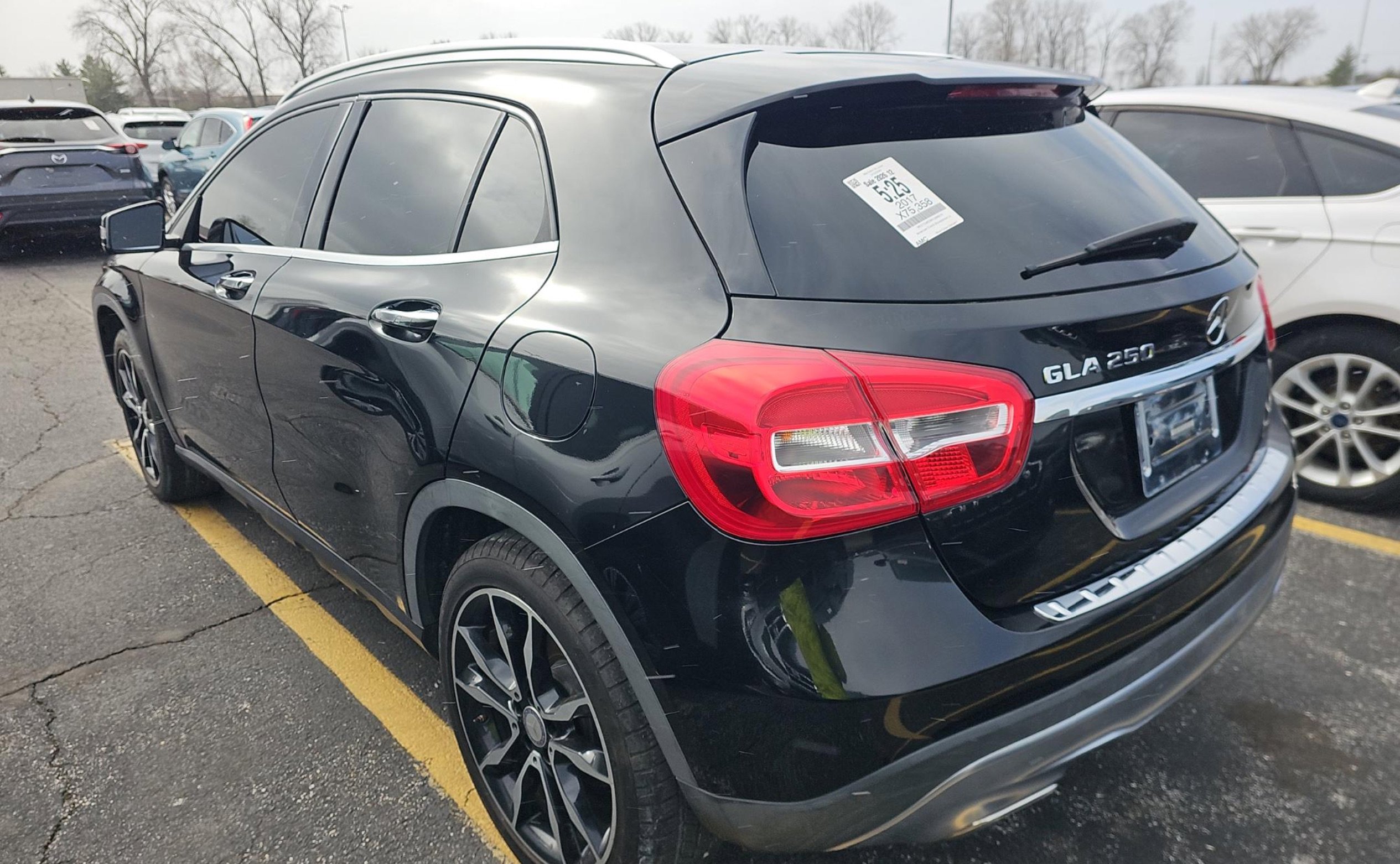 Used 2017 Mercedes-Benz GLA 250 w/ Premium Package image 5