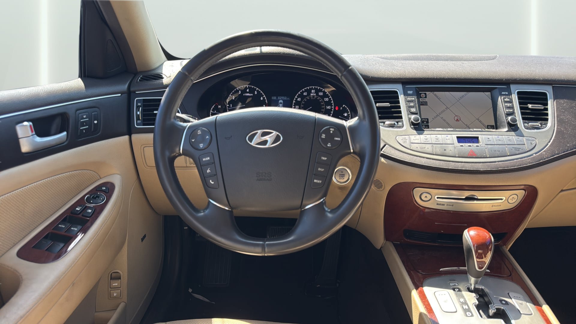 Used 2012 Hyundai Genesis 3.8 w/ Premium Pkg RWD image 16