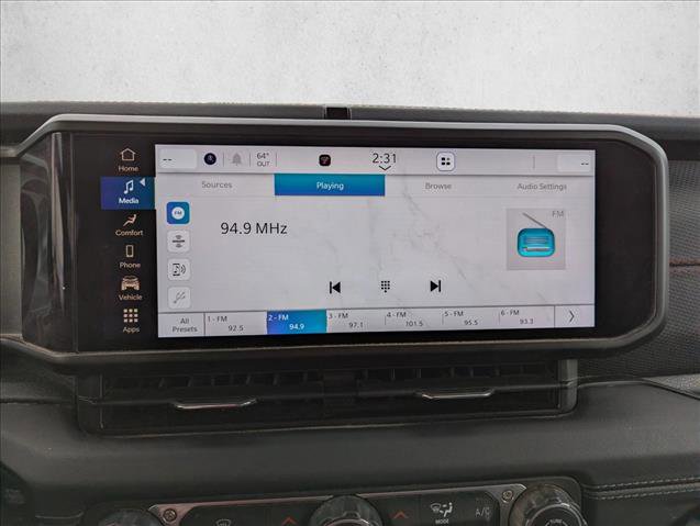 Used 2024 Jeep Wrangler Unlimited Rubicon w/ Capability Package image 17