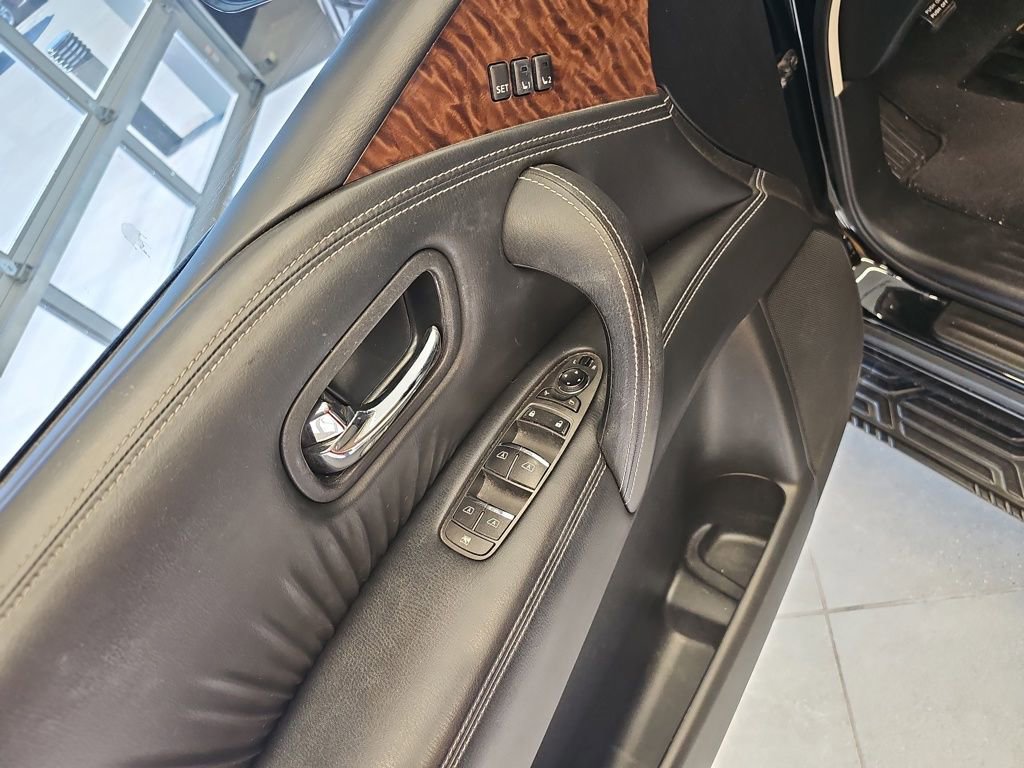 Used 2017 Nissan Armada SL image 15