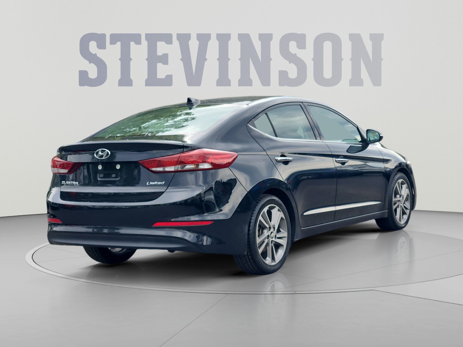 Used 2017 Hyundai Elantra Sedan FWD image 5