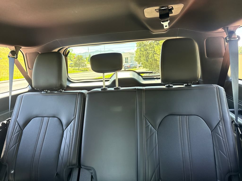 Used 2024 Ford Expedition Max Platinum AWD/4WD image 22