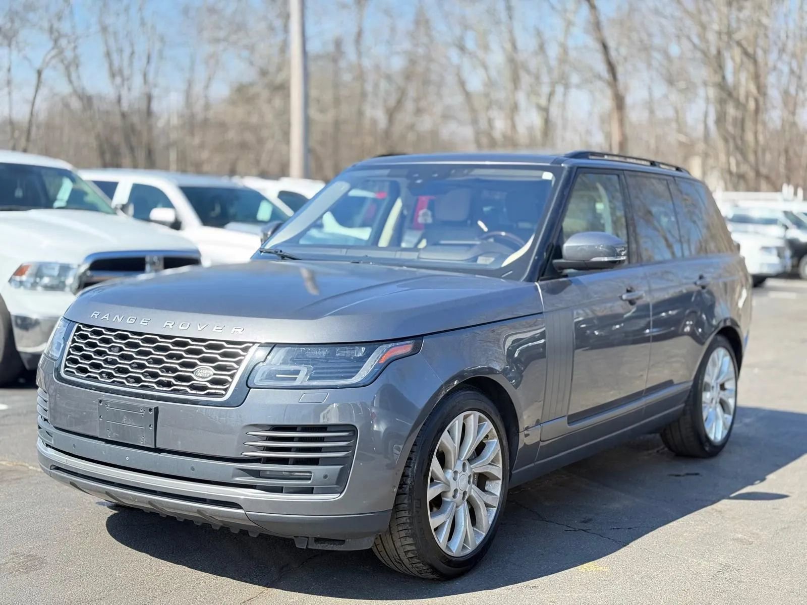 Used 2018 Land Rover Range Rover Supercharged AWD/4WD image 3