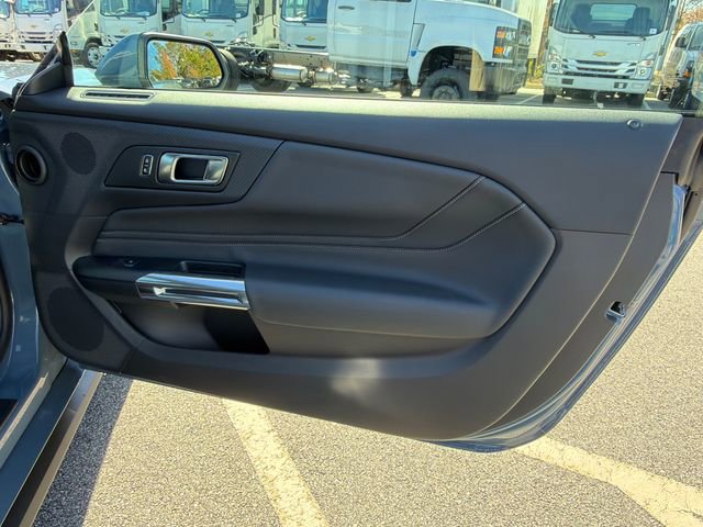 Used 2025 Ford Mustang GT Premium image 14