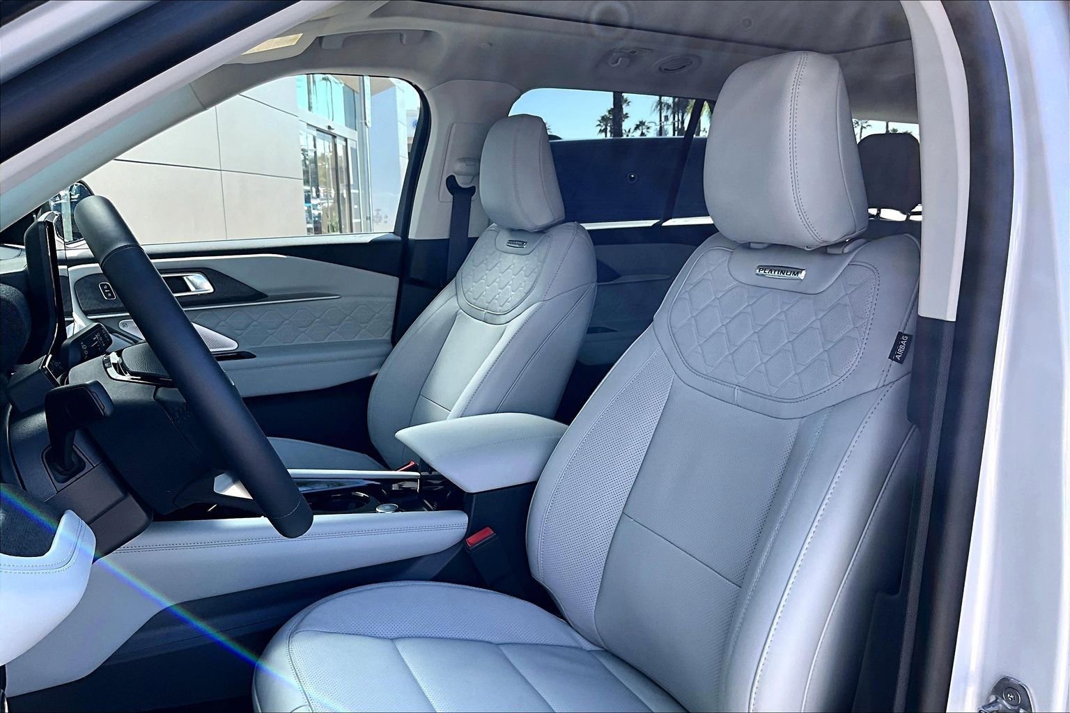 Used 2026 Ford Explorer Platinum w/ LUX Leather Package image 25