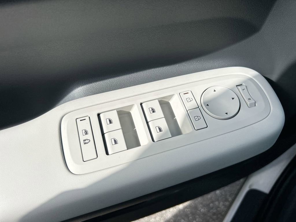 New 2026 Hyundai Santa Fe SE image 23
