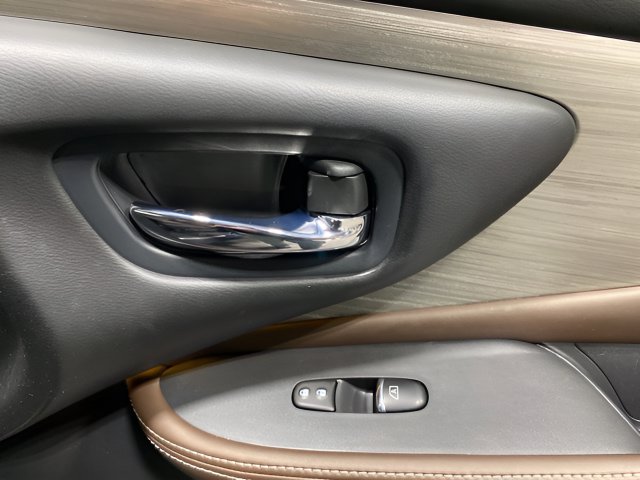 Used 2016 Nissan Murano SL AWD/4WD image 29