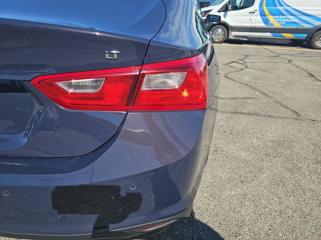 Used 2025 Chevrolet Malibu LT FWD image 33