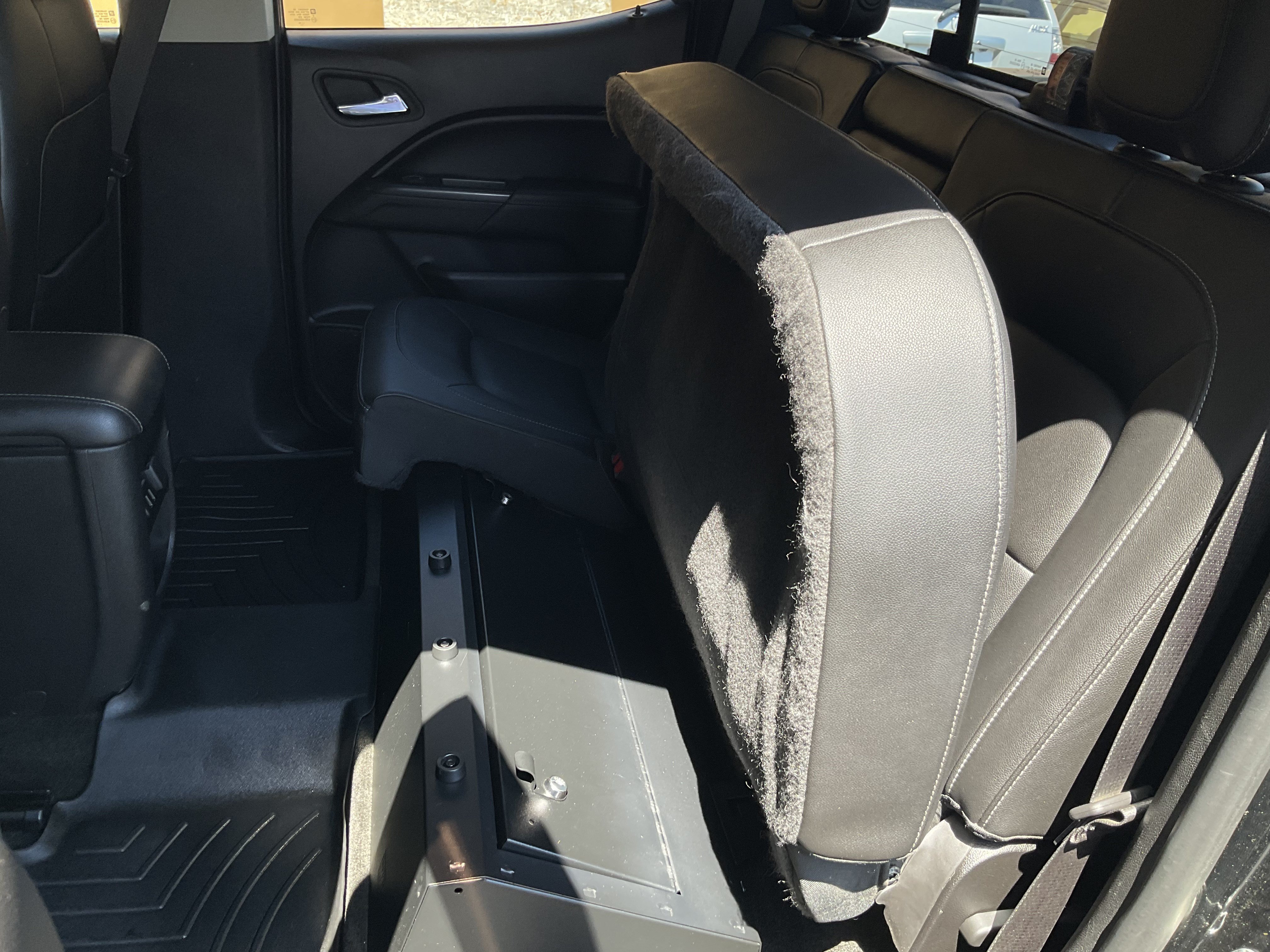 Used 2017 GMC Canyon SLT w/ Driver Alert Package AWD/4WD image 42