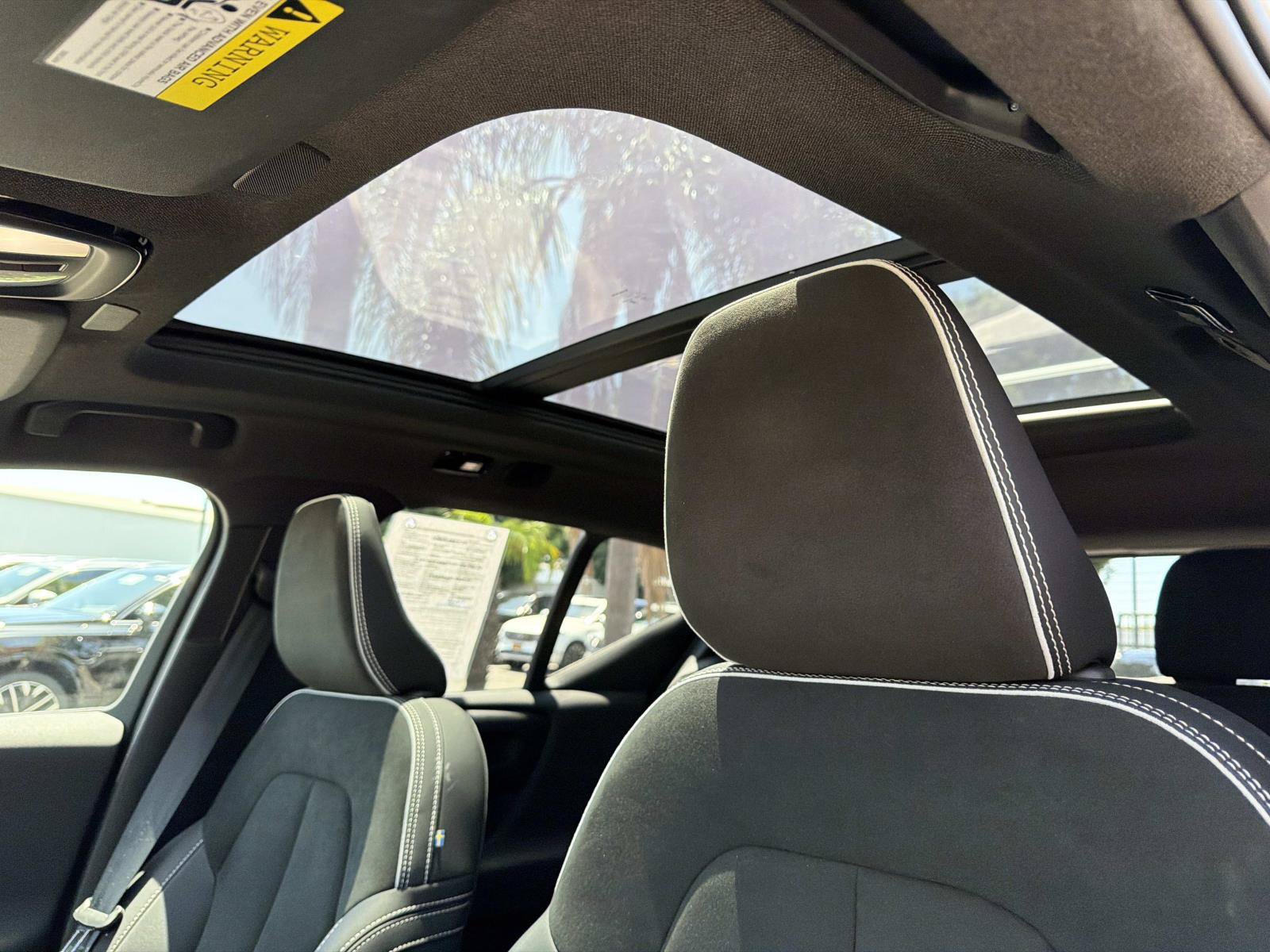 Certified 2023 Volvo XC40 Recharge Ultimate w/ Protection Package Premier AWD/4WD image 35