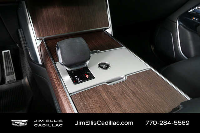 Used 2025 Land Rover Range Rover SE image 19