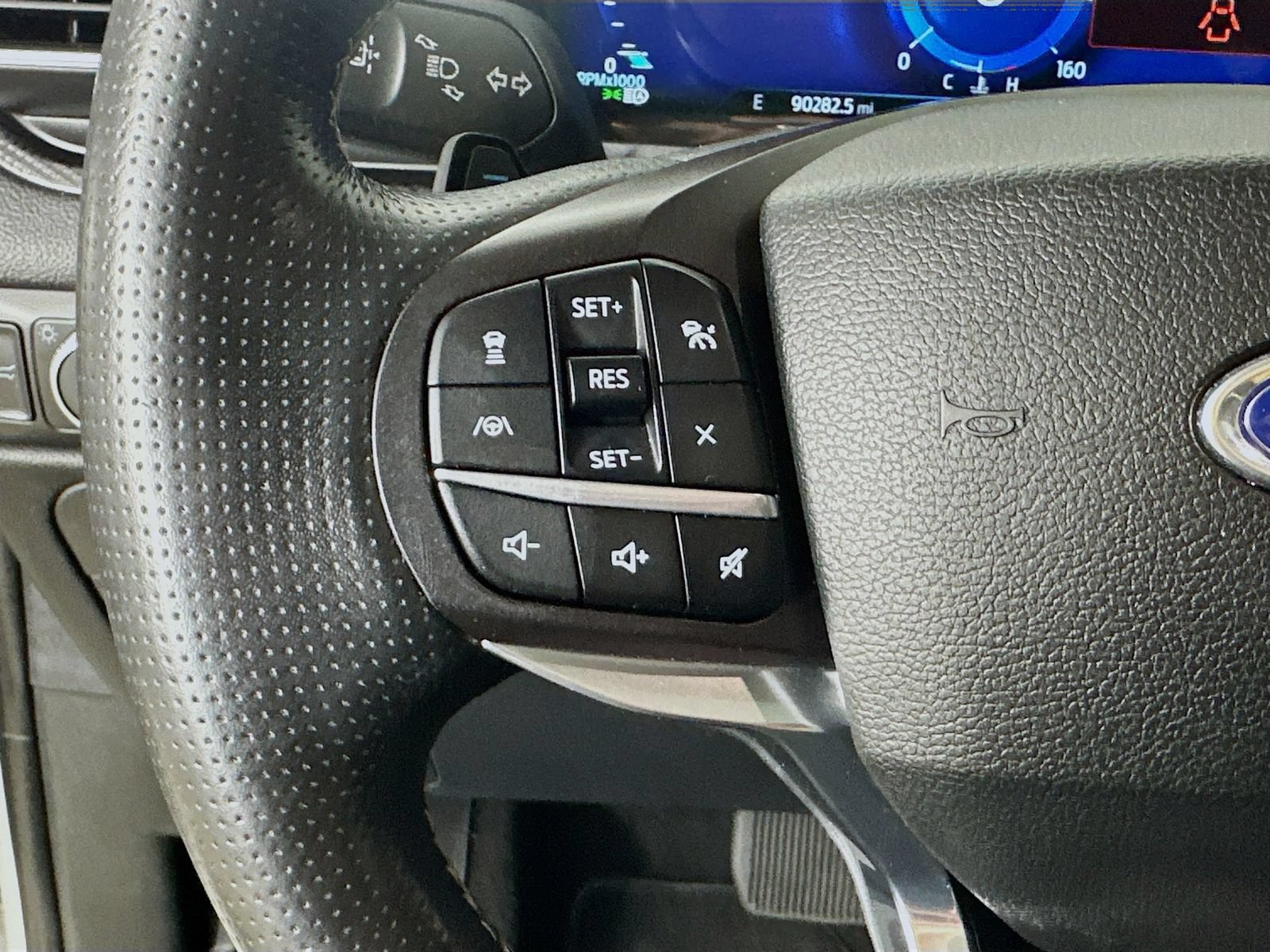 Used 2020 Ford Explorer ST w/ ST High-Performance Pack AWD/4WD image 17