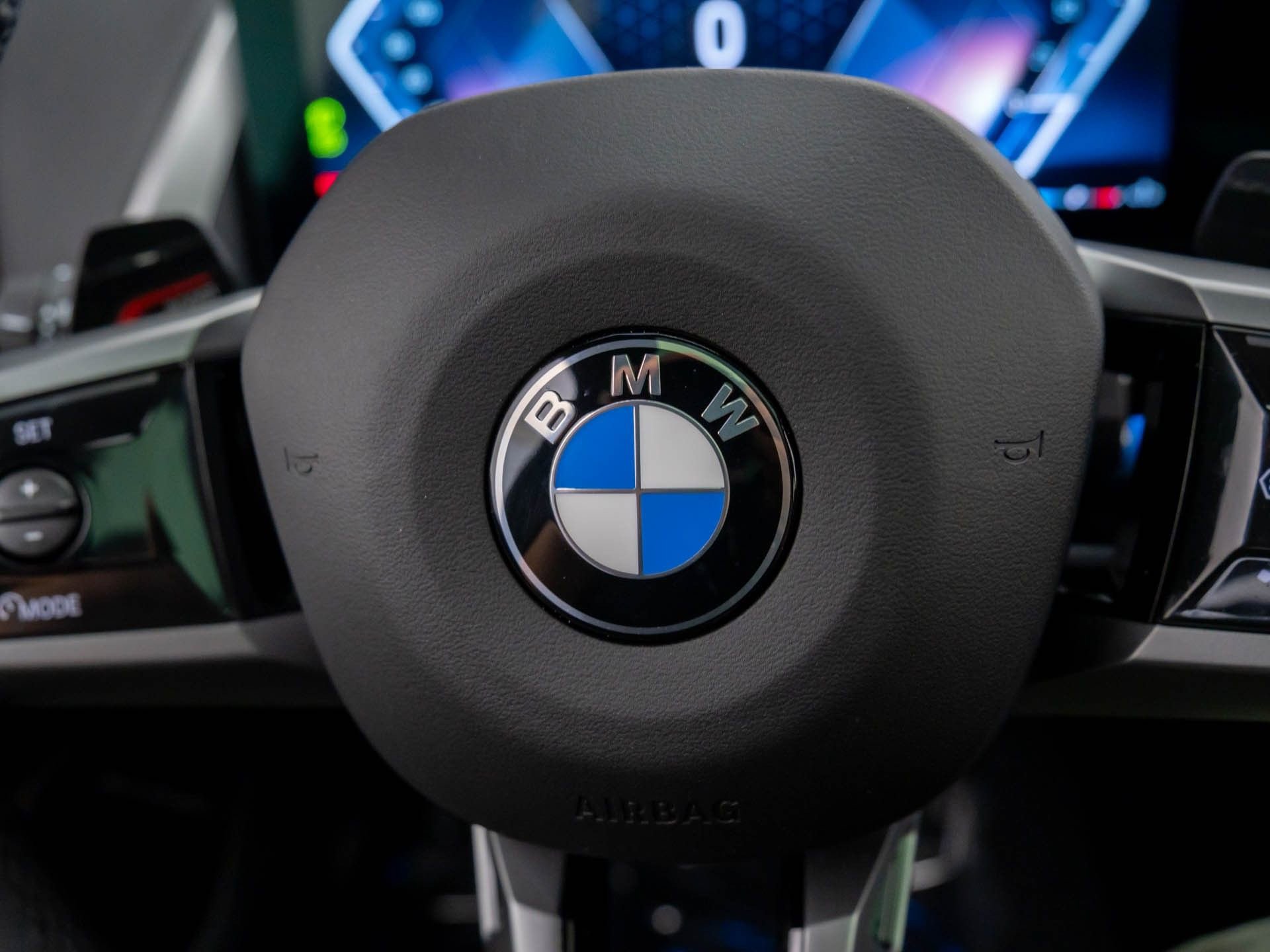 Certified 2025 BMW X3 xDrive30i w/ Premium Package image 25