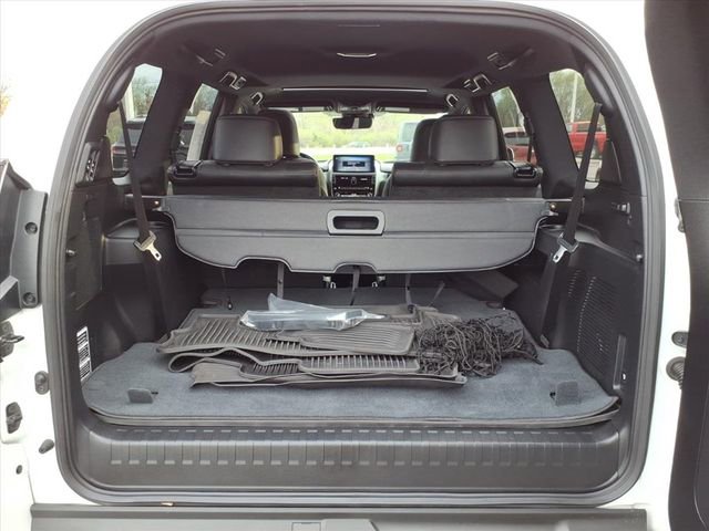 Used 2023 Lexus GX 460 Luxury w/ Sport Design Package AWD/4WD image 23