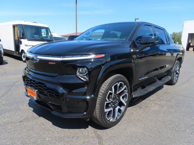 Certified 2025 Chevrolet Silverado EV RST AWD/4WD image 3