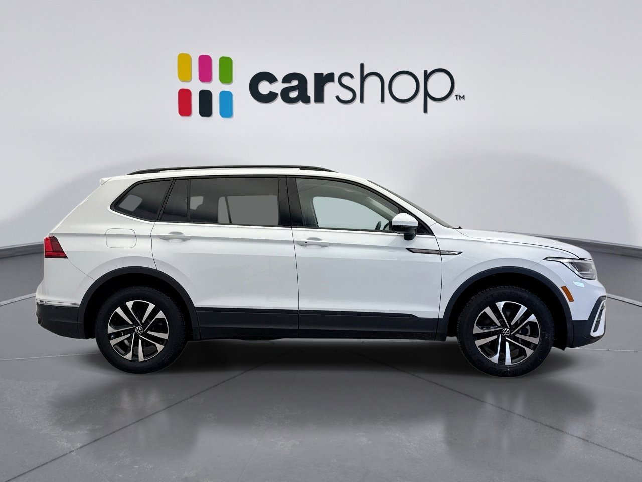 Used 2024 Volkswagen Tiguan S image 6
