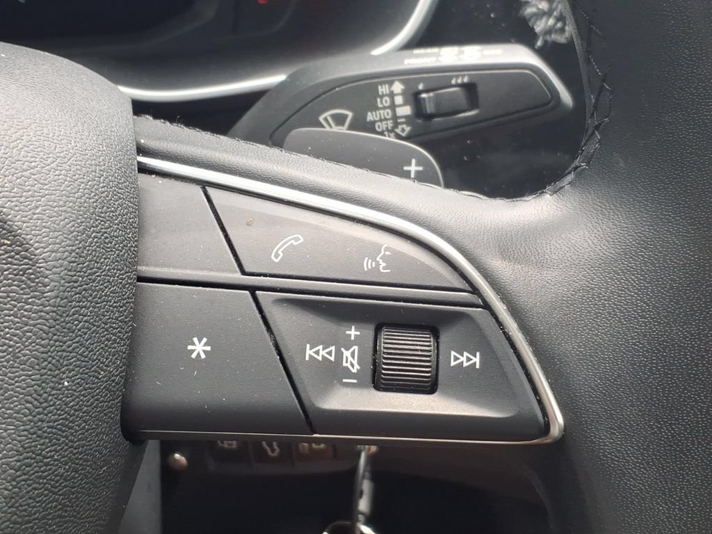 Used 2025 Audi Q3 2.0T Premium AWD/4WD image 31